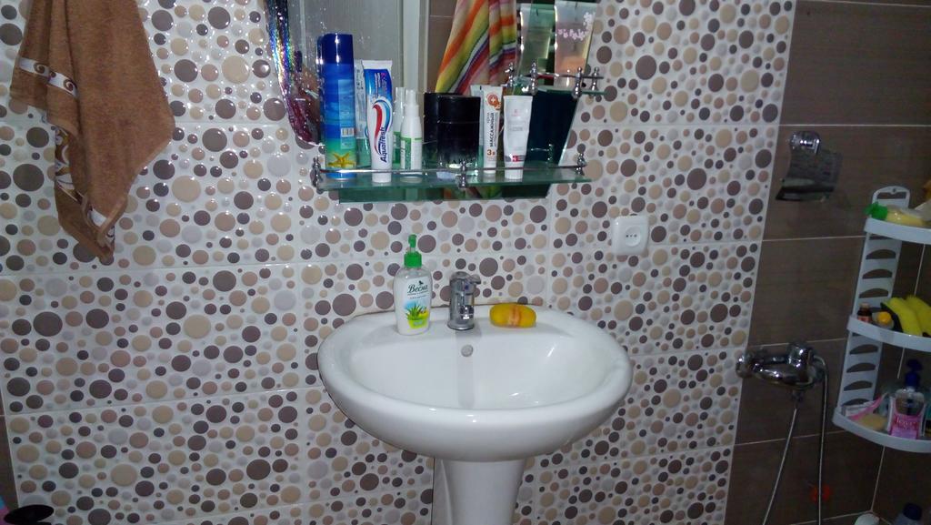 California Guest House Gori Zimmer foto
